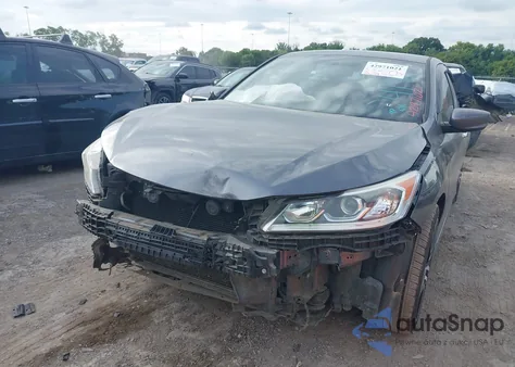 2016 Honda Accord Sport z USA, uszkodzony, nr VIN 1HGCR2F50GA154196